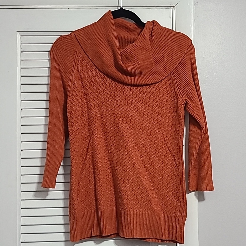 The Limited‎ Cowl neck Sweater orange Size M mild pilling